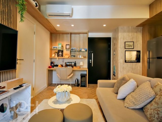 Apartamento com 42m², 1 dormitório, 1 vaga, Boa Vista em Porto Alegre