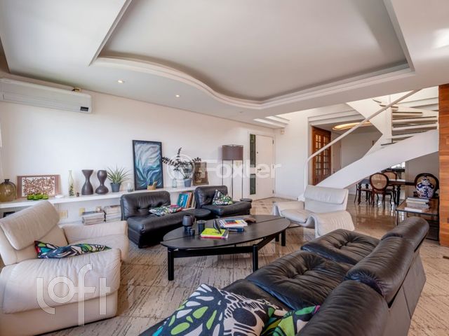 Apartamento com 314m², 3 dormitórios, 2 suítes, 2 vagas, Moinhos de Vento em Porto Alegre