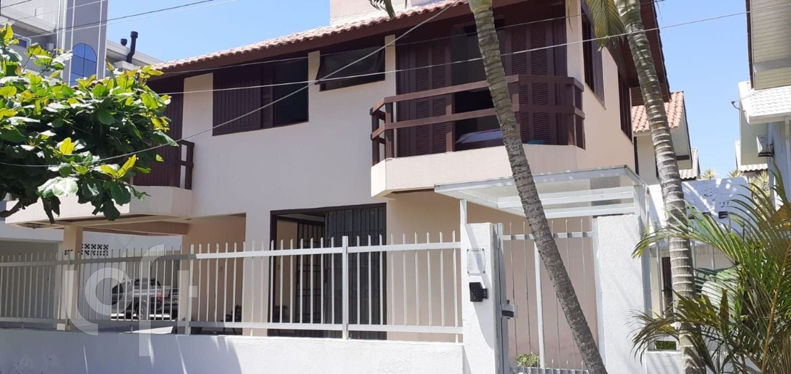 Casa à venda em Ingleses com 114 m², 3 quartos, 1 suíte, 1 vaga