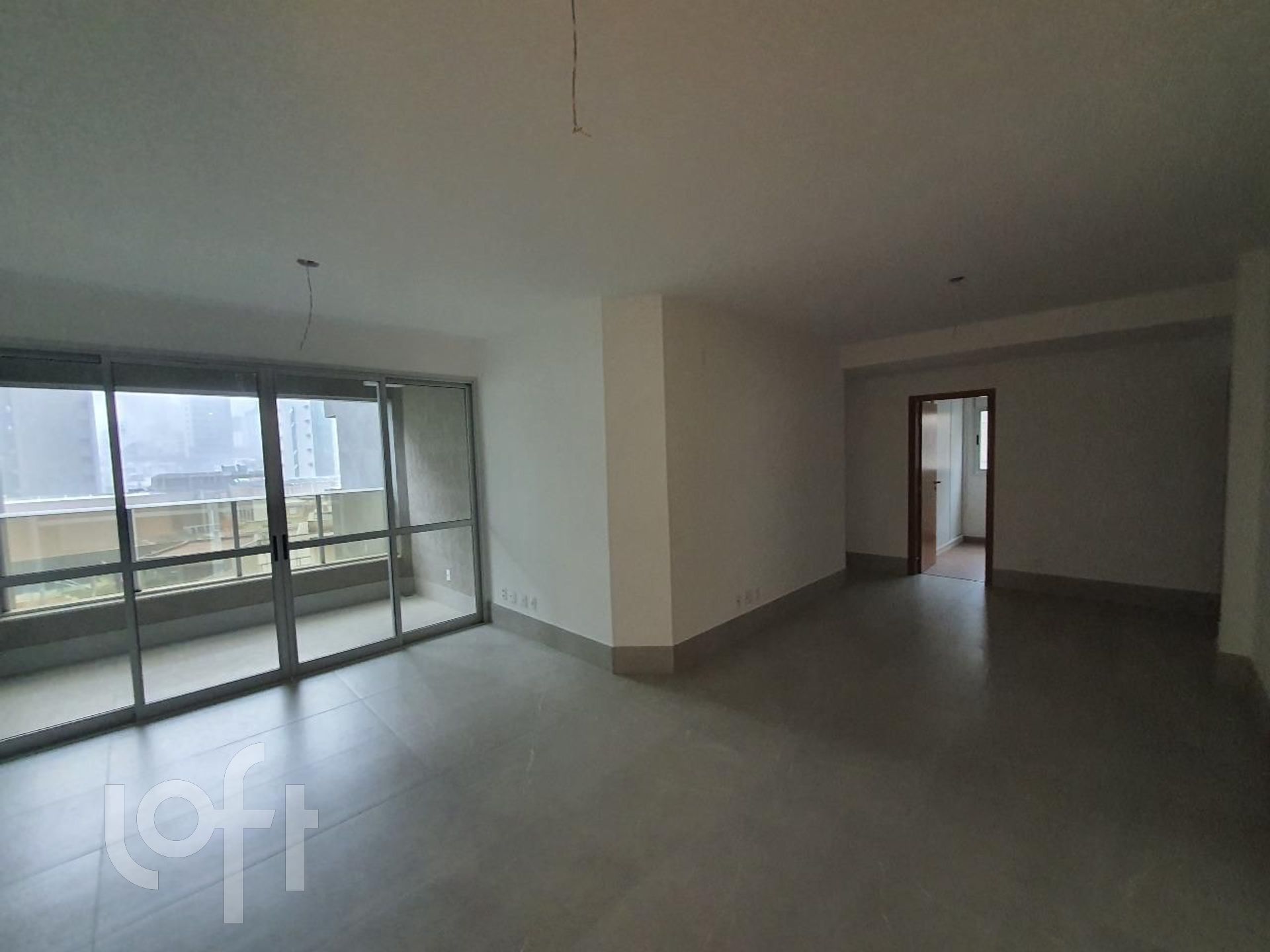 Apartamento à venda com 4 quartos, 145m² - Foto 3