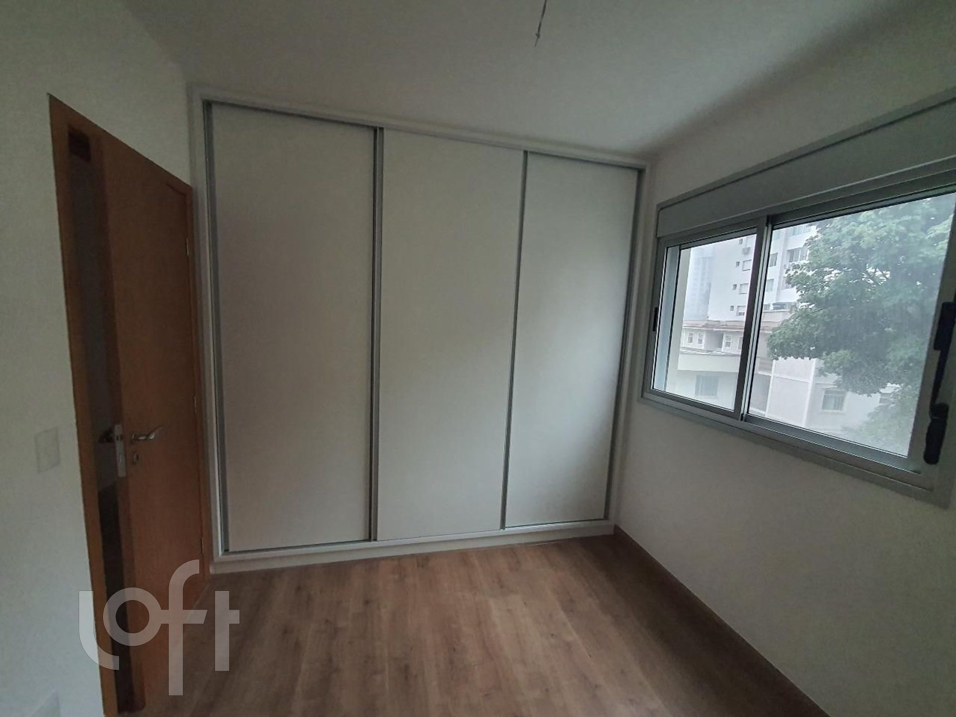 Apartamento à venda com 4 quartos, 145m² - Foto 6