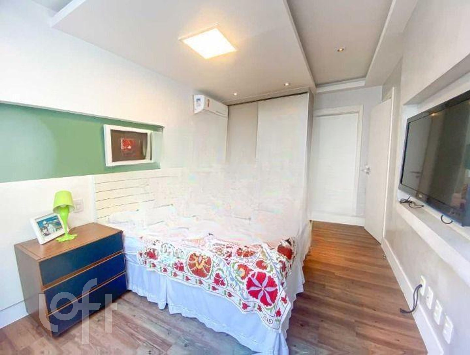 Apartamento à venda com 3 quartos, 136m² - Foto 13