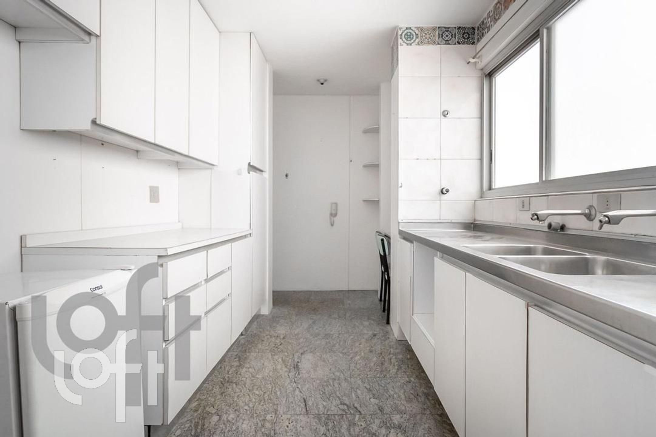 Apartamento à venda com 3 quartos, 122m² - Foto 23