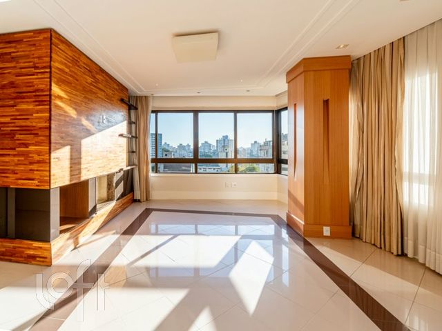 Apartamento com 182m², 3 dormitórios, 3 suítes, 3 vagas, Petrópolis em Porto Alegre