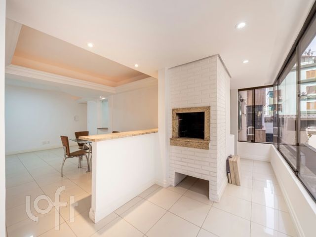 Apartamento com 113m², 3 dormitórios, 1 suíte, 1 vaga, Bela Vista em Porto Alegre