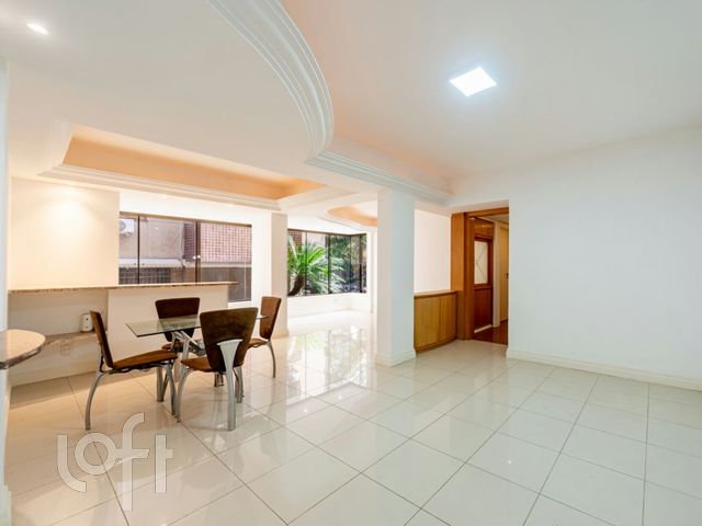 Apartamento com 113m², 2 dormitórios, 1 suíte, 1 vaga, Bela Vista em Porto Alegre