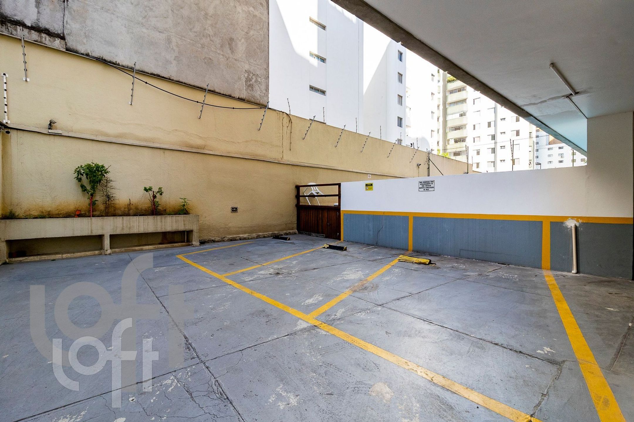 Apartamento à venda com 2 quartos, 84m² - Foto 30