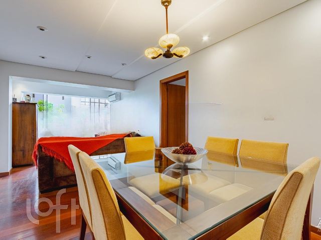 Apartamento com 91m², 3 dormitórios, 1 suíte, 1 vaga, Petrópolis em Porto Alegre