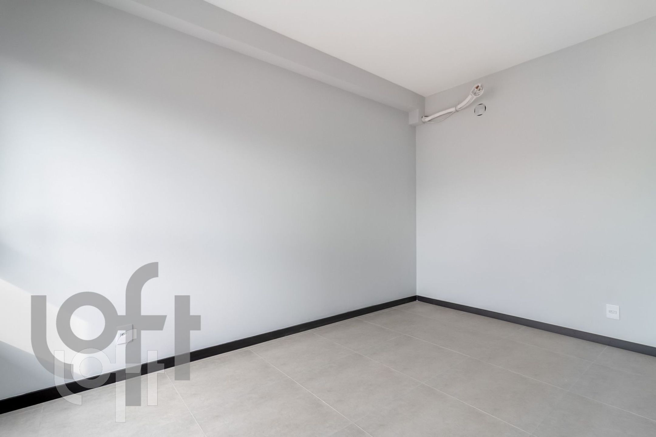 Apartamento à venda com 1 quarto, 30m² - Foto 2