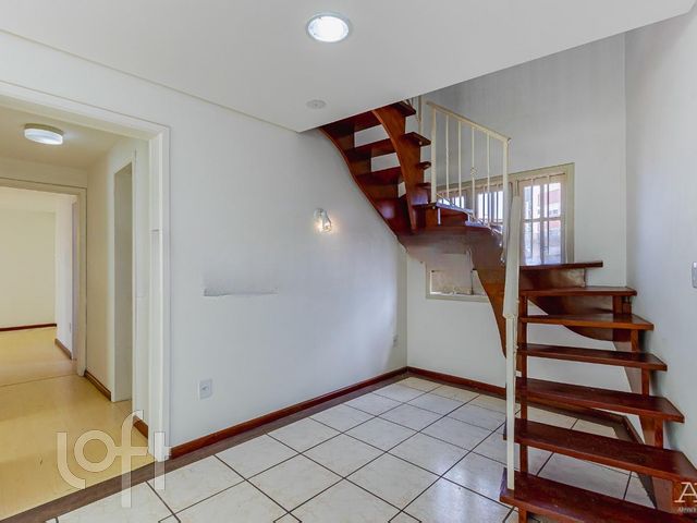 Apartamento com 148m², 2 dormitórios, 1 suíte, 1 vaga, Rio Branco em Porto Alegre