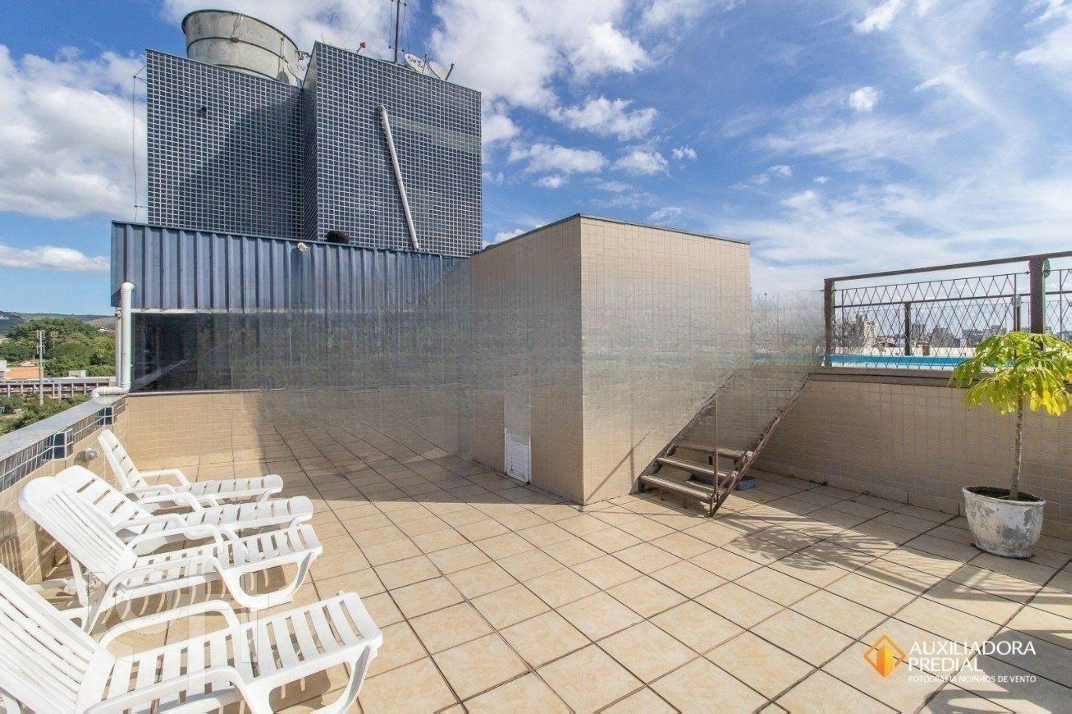 Imagem da propriedade 16