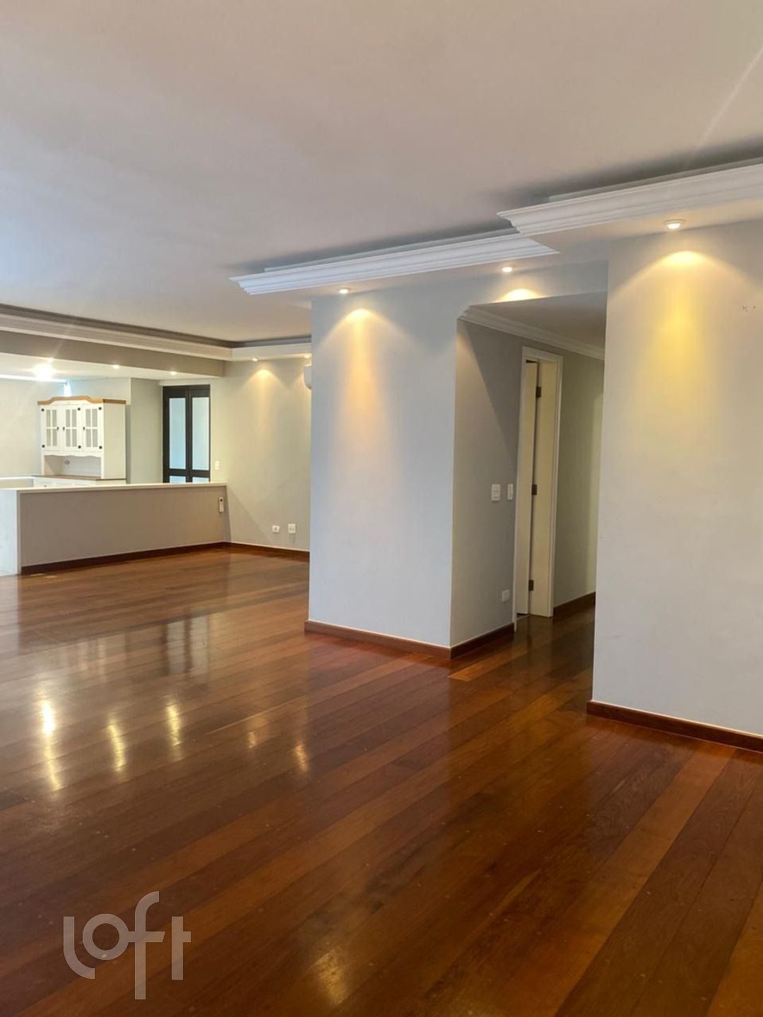 Apartamento à venda em Morumbi com 196 m², 3 quartos, 3 suítes, 3 vagas