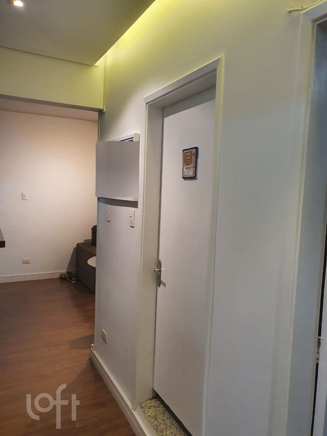 Apartamento à venda com 3 quartos, 79m² - Foto 2