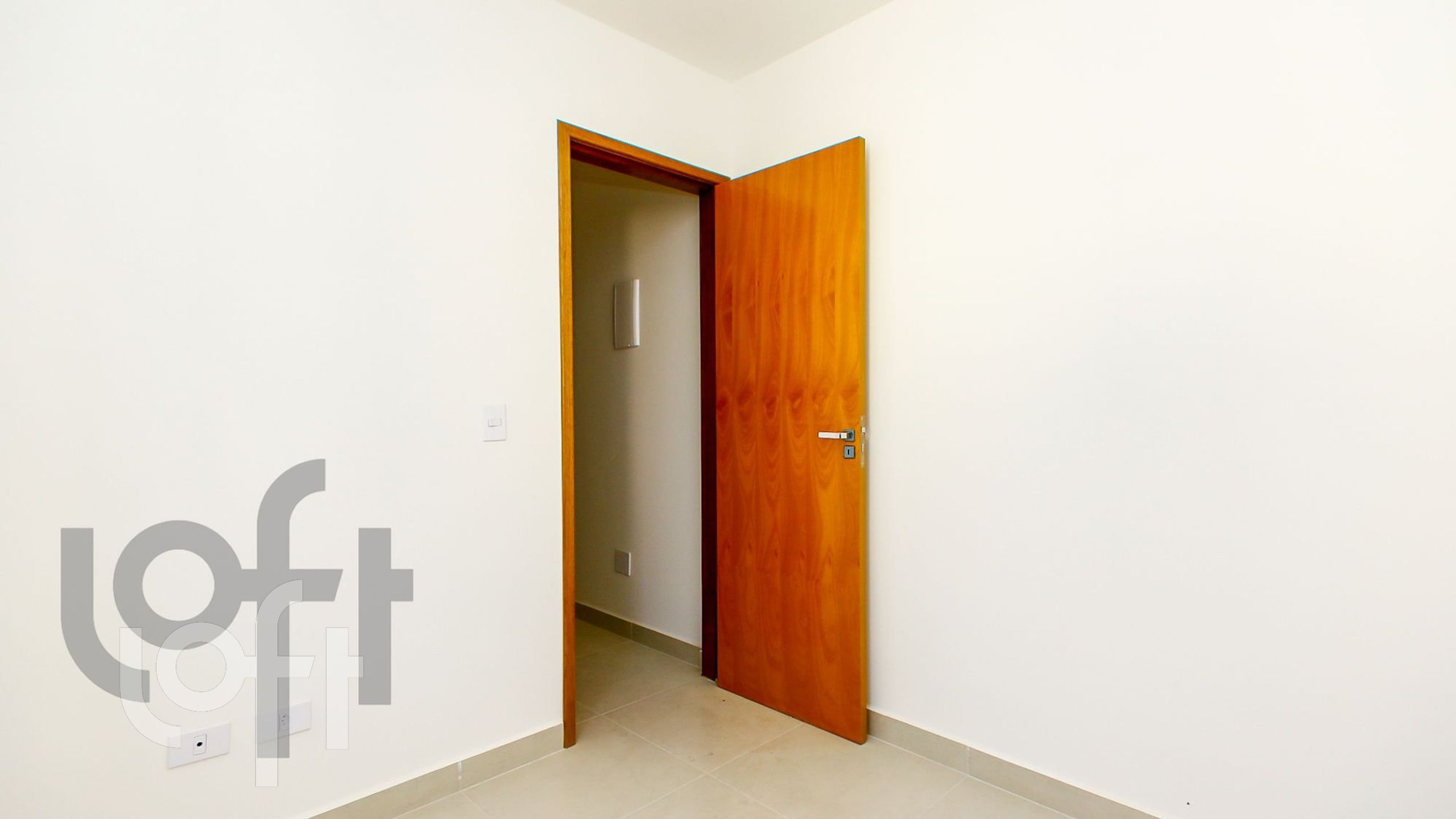 Apartamento à venda com 1 quarto, 28m² - Foto 3