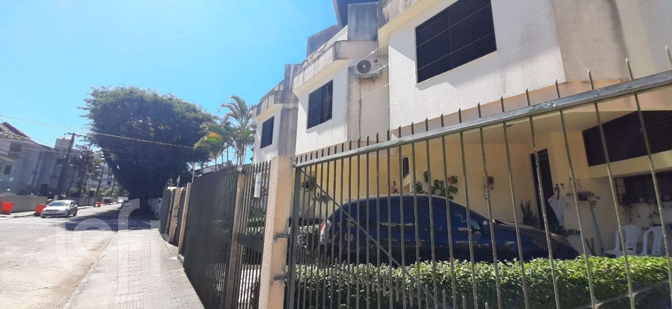 Casa Residencial com 112m², 3 quartos, 1 suíte, 1 garagem, no bairro Canasvieiras em Florianópolis