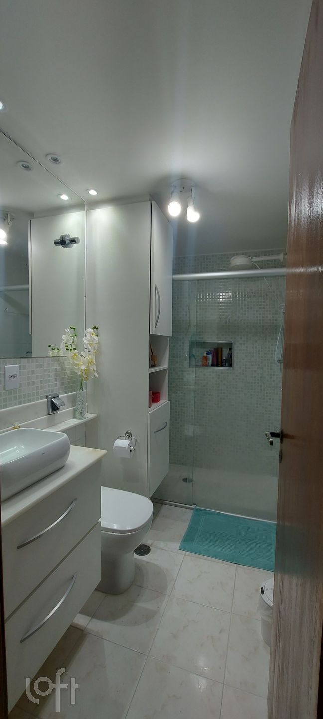 Apartamento à venda com 2 quartos, 67m² - Foto 5