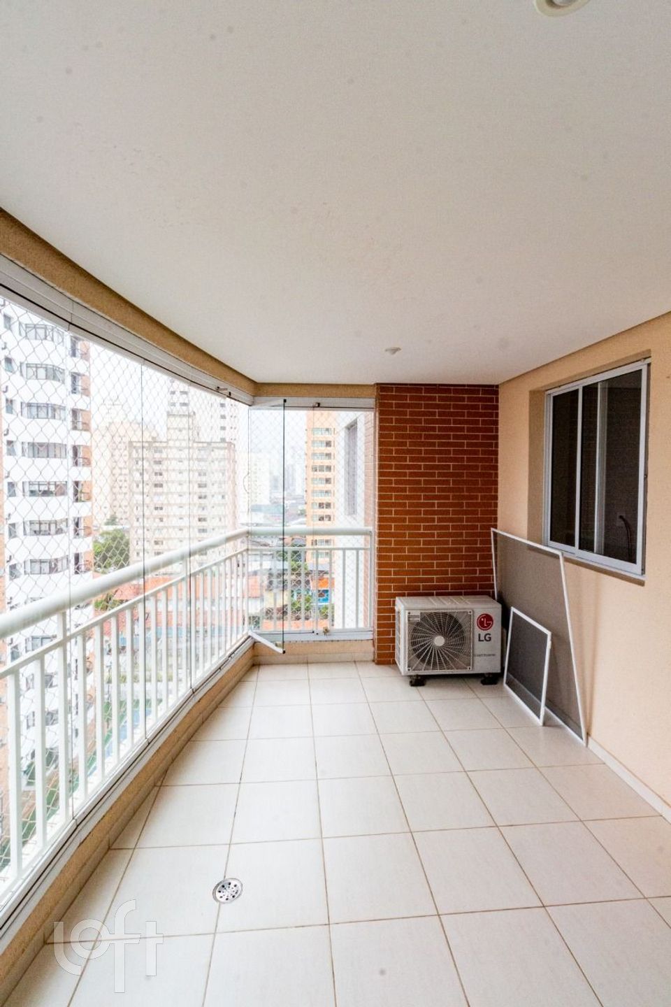 Apartamento à venda com 2 quartos, 82m² - Foto 4