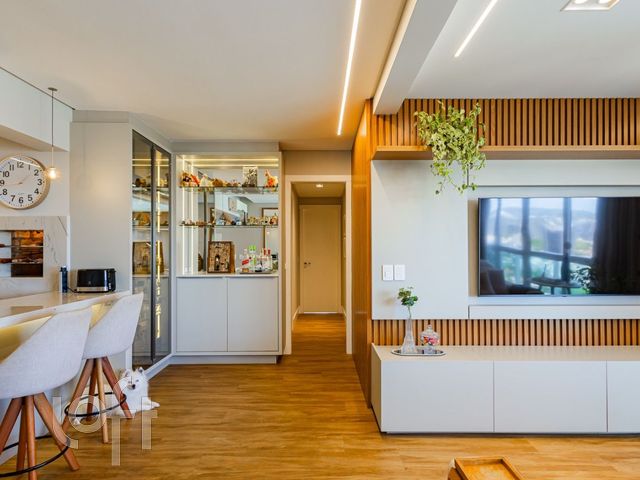 Apartamento com 97m², 3 dormitórios, 2 suítes, 2 vagas, Boa Vista em Porto Alegre