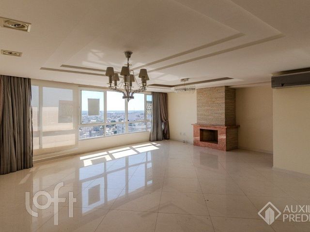 Apartamento com 104m², 3 dormitórios, 1 suíte, 2 vagas, São João em Porto Alegre