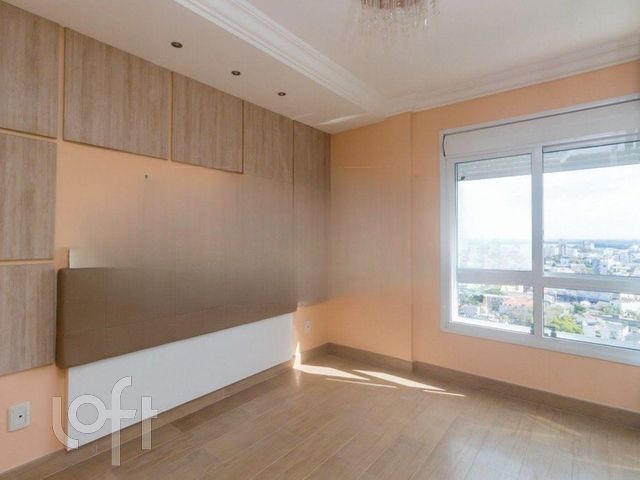 Apartamento com 104m², 3 dormitórios, 1 suíte, 2 vagas, São João em Porto Alegre