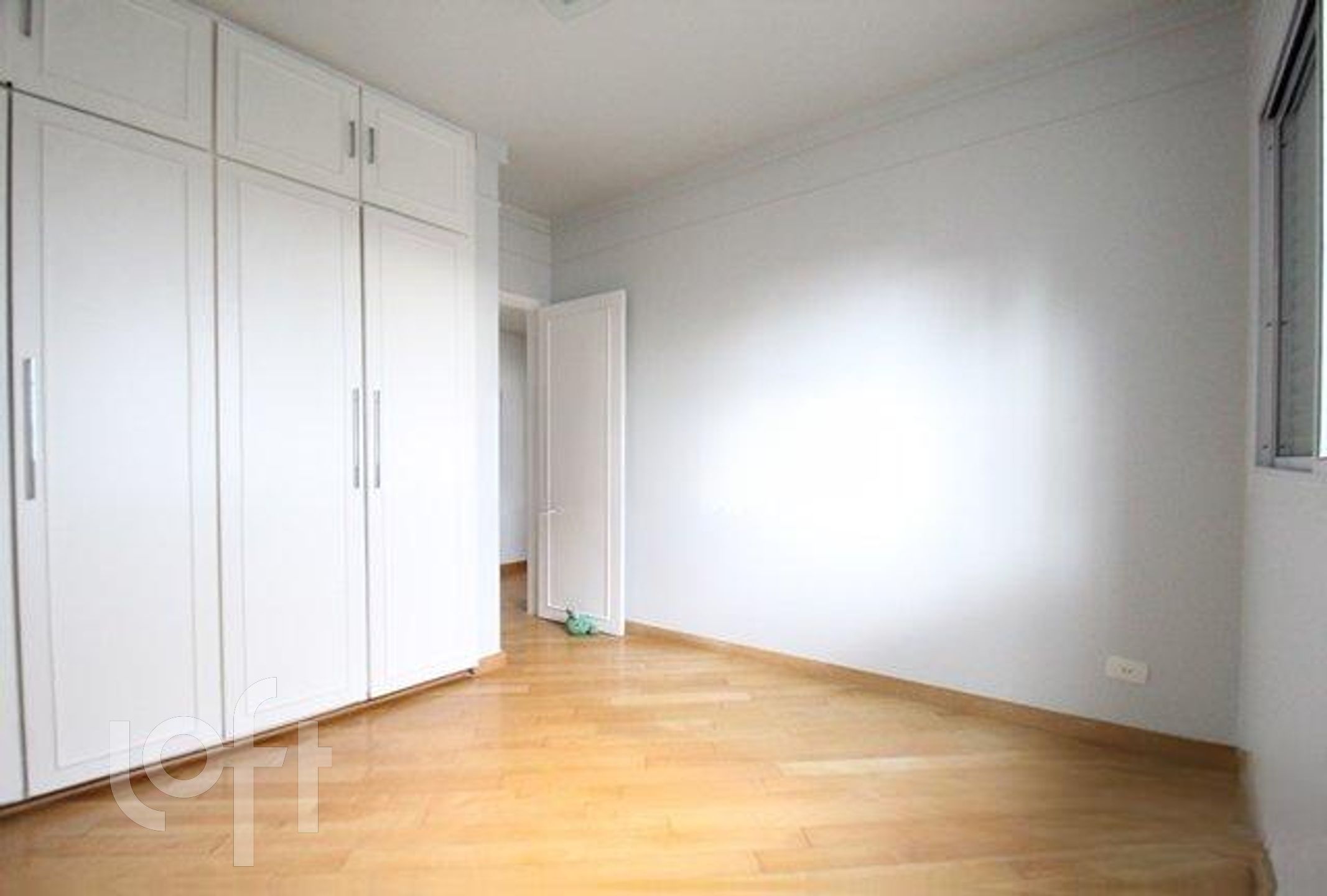 Apartamento à venda com 3 quartos, 125m² - Foto 12