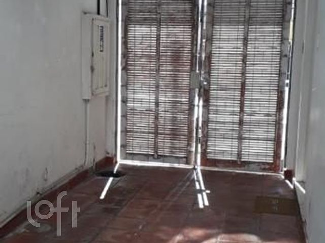 Casa com 250m², 4 dormitórios, 1 suíte, 3 vagas, Menino Deus em Porto Alegre