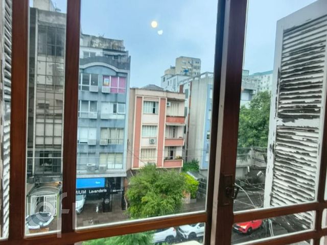 Apartamento com 65m², 3 dormitórios, 1 vaga, Bom Fim em Porto Alegre