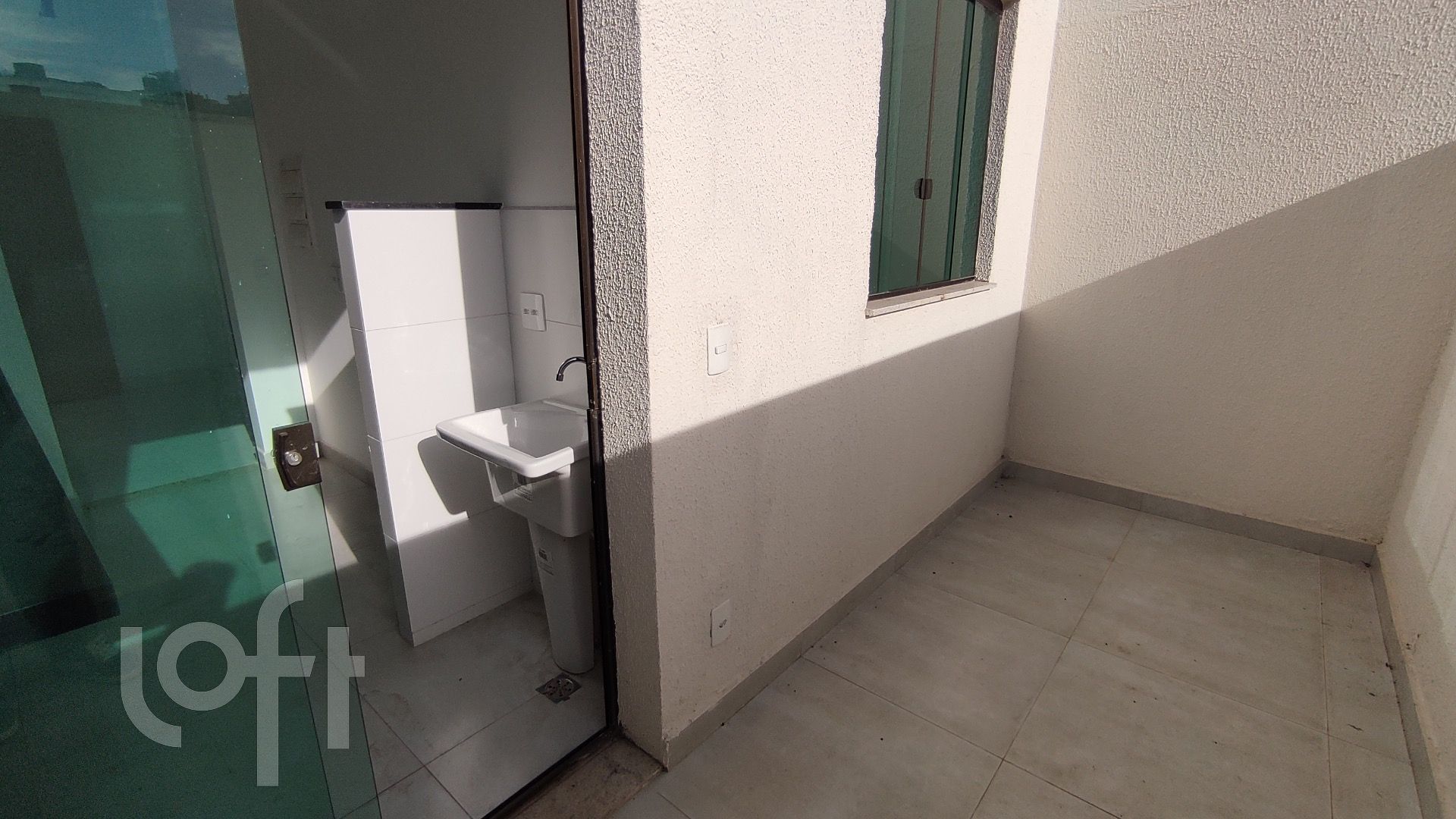 Apartamento à venda com 2 quartos, 50m² - Foto 2