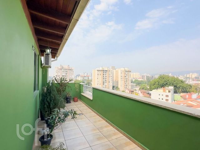 Apartamento com 111m², 2 dormitórios, 1 vaga, Cristo Redentor em Porto Alegre