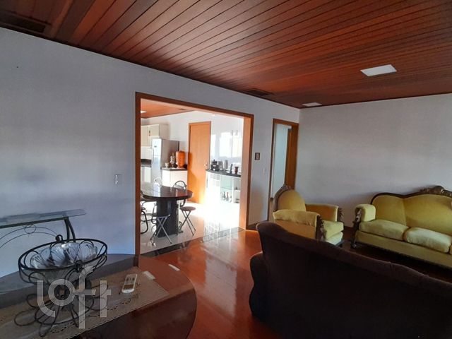 Apartamento com 156m², 4 dormitórios, 2 vagas, Vila Ipiranga em Porto Alegre