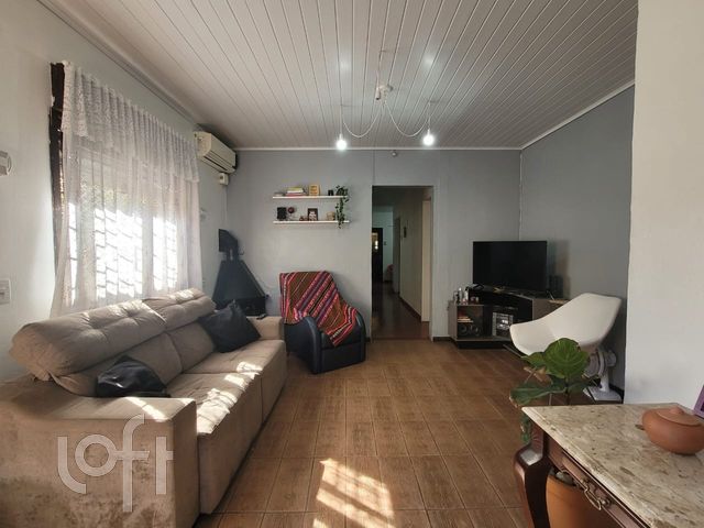 Casa com 300m², 6 dormitórios, 2 suítes, 3 vagas, Cristo Redentor em Porto Alegre