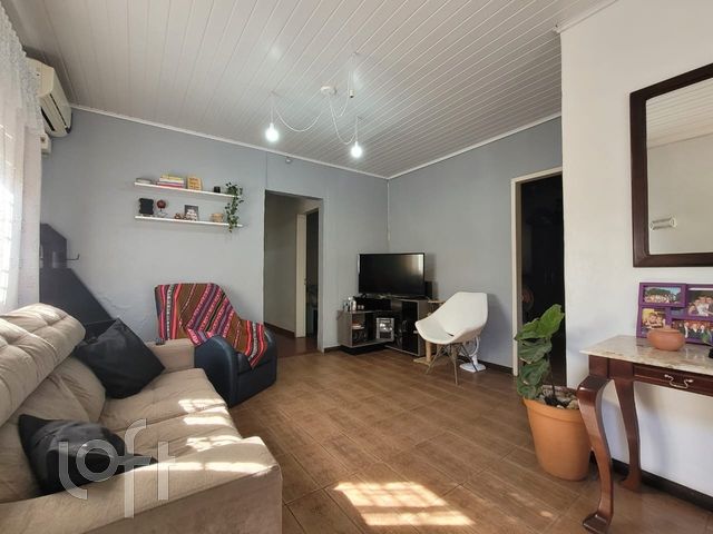 Casa com 300m², 6 dormitórios, 2 suítes, 3 vagas, Cristo Redentor em Porto Alegre