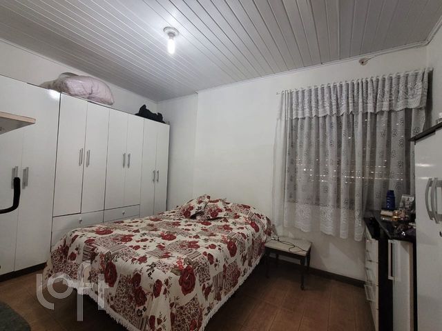 Casa com 300m², 6 dormitórios, 2 suítes, 3 vagas, Cristo Redentor em Porto Alegre