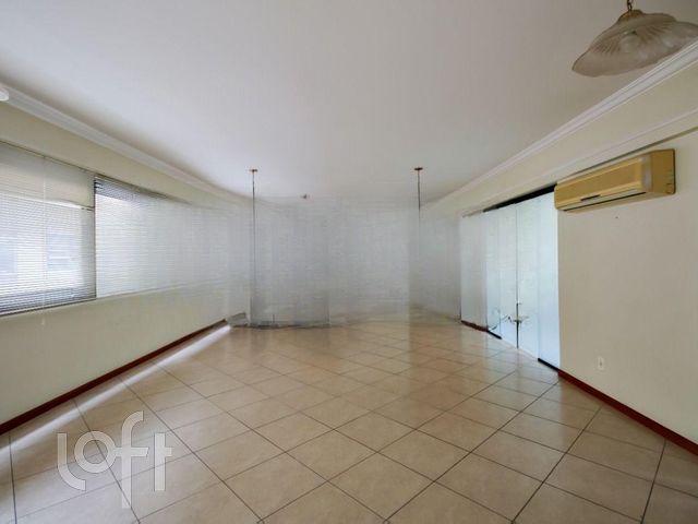 Apartamento com 119m², 3 dormitórios, 1 suíte, 2 vagas, Rio Branco em Porto Alegre