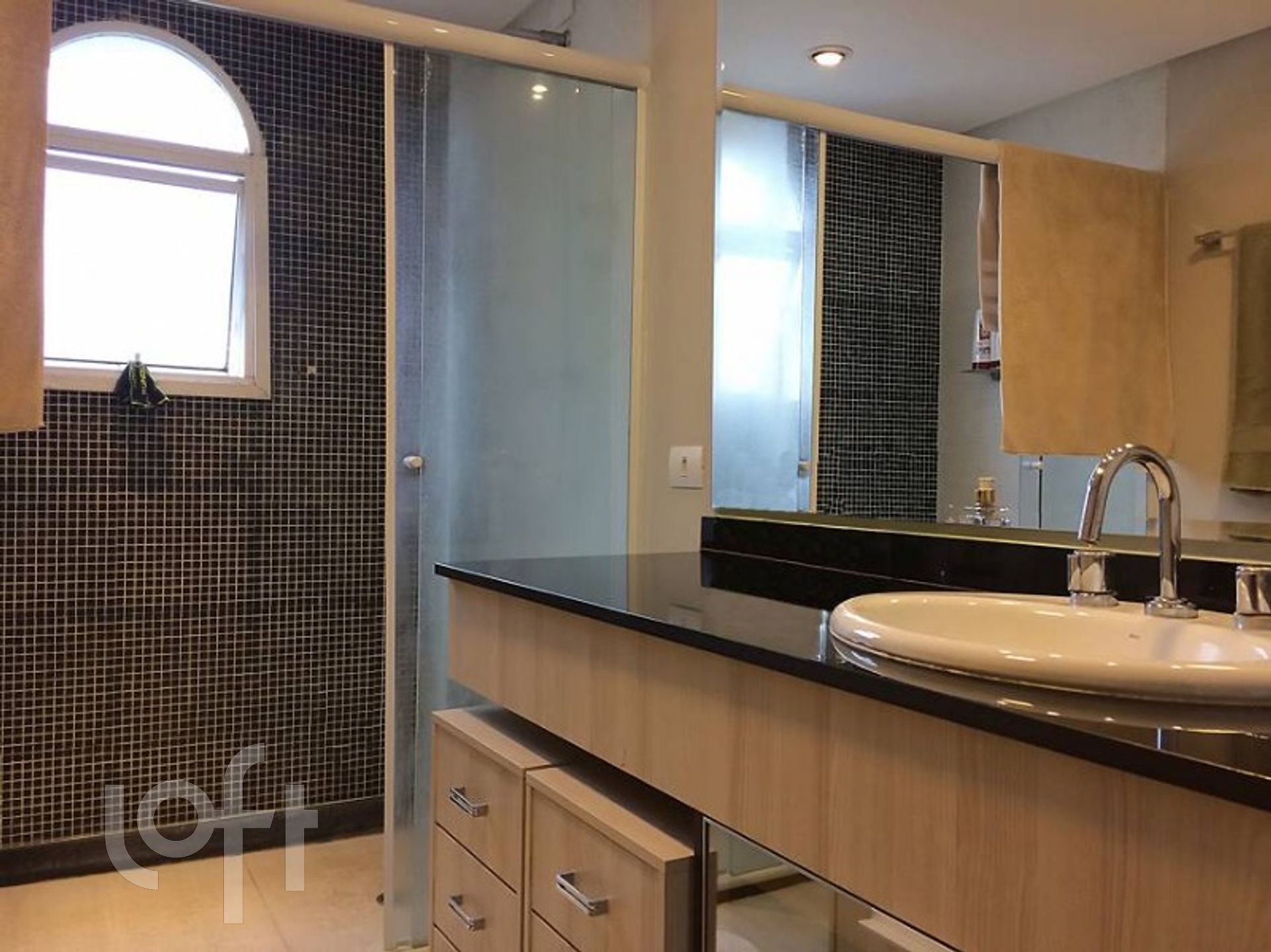 Apartamento à venda com 3 quartos, 211m² - Foto 14