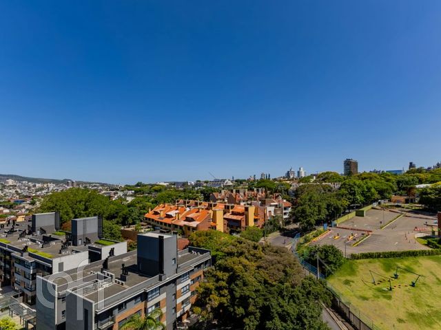 Apartamento com 280m², 3 dormitórios, 1 suíte, 3 vagas, Três Figueiras em Porto Alegre