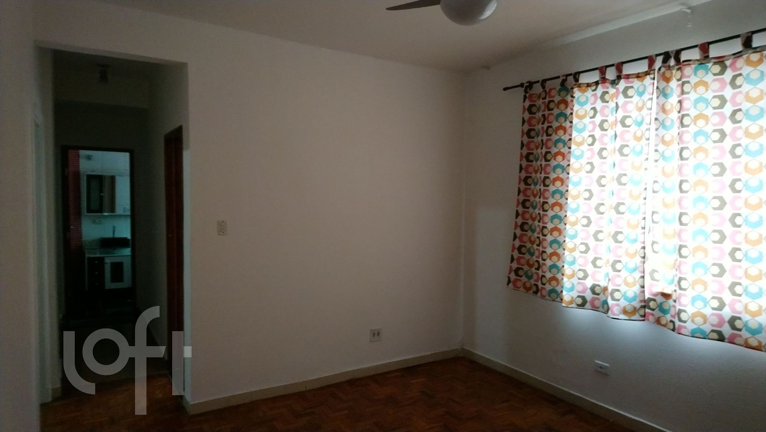 Apartamento à venda com 2 quartos, 65m² - Foto 2