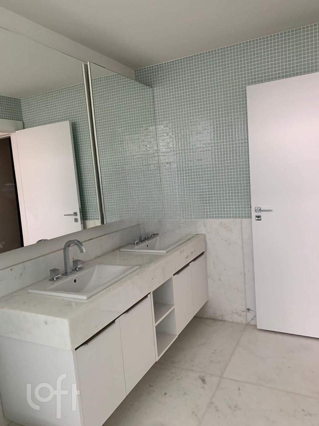 Apartamento à venda com 4 quartos, 282m² - Foto 7