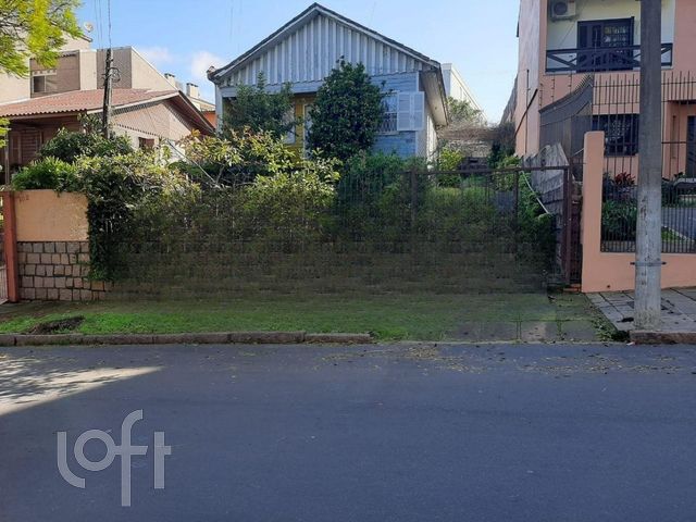 Casa com 451m², 2 dormitórios, Cristo Redentor em Porto Alegre