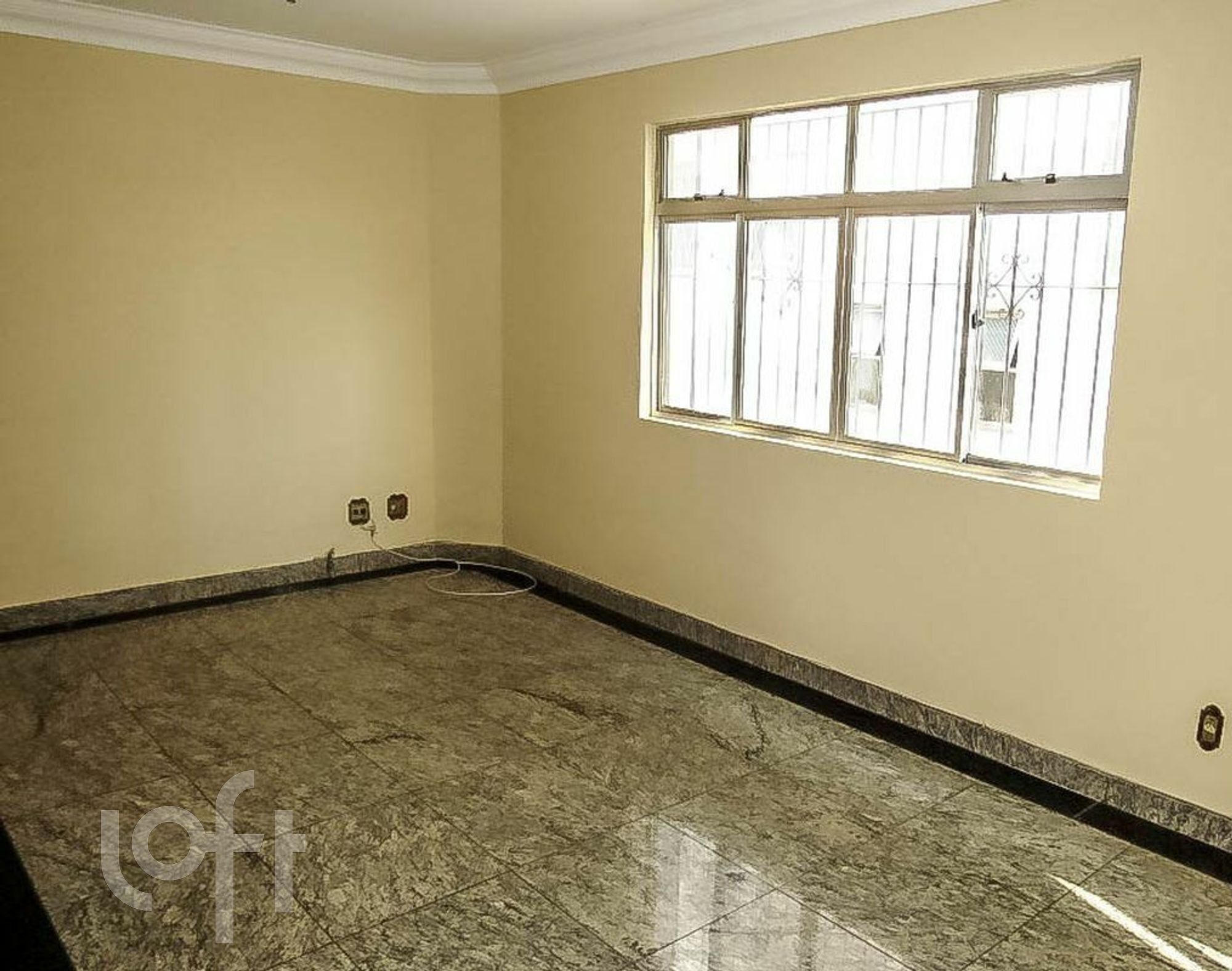 Apartamento à venda com 3 quartos, 84m² - Foto 1