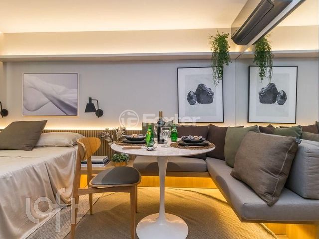 Apartamento com 27m², 1 dormitório, Cidade Baixa em Porto Alegre