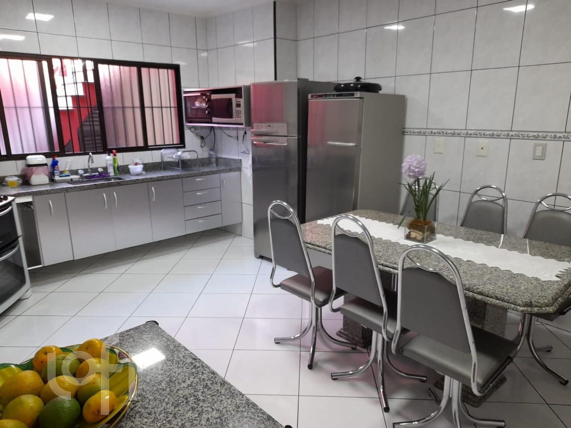 Casa de Condomínio à venda com 3 quartos, 140m² - Foto 4