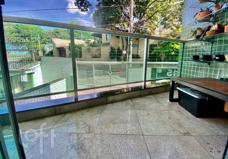 Apartamento à venda com 3 quartos, 180m² - Foto 6