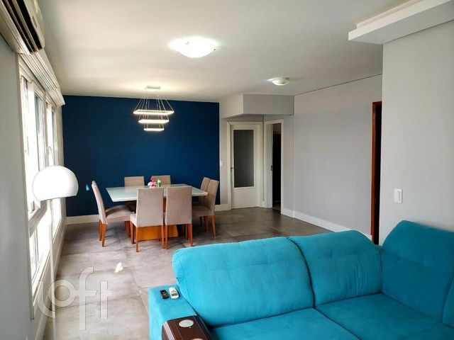 Apartamento com 129m², 3 dormitórios, 1 suíte, 1 vaga, Auxiliadora em Porto Alegre