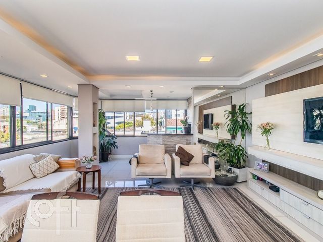 Apartamento com 119m², 3 dormitórios, 1 suíte, 2 vagas, Santana em Porto Alegre