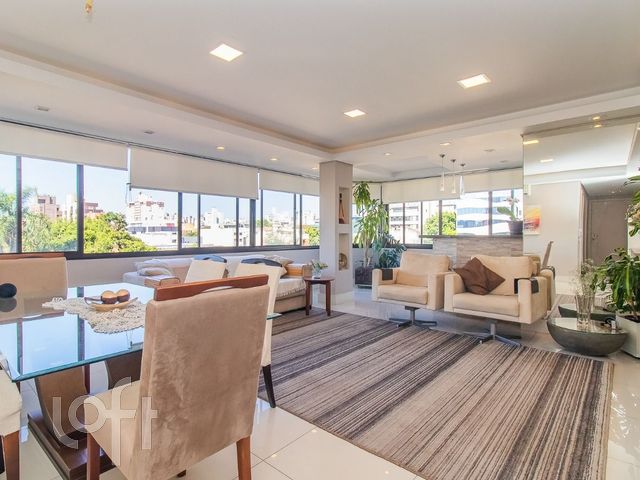 Apartamento com 119m², 3 dormitórios, 1 suíte, 2 vagas, Santana em Porto Alegre