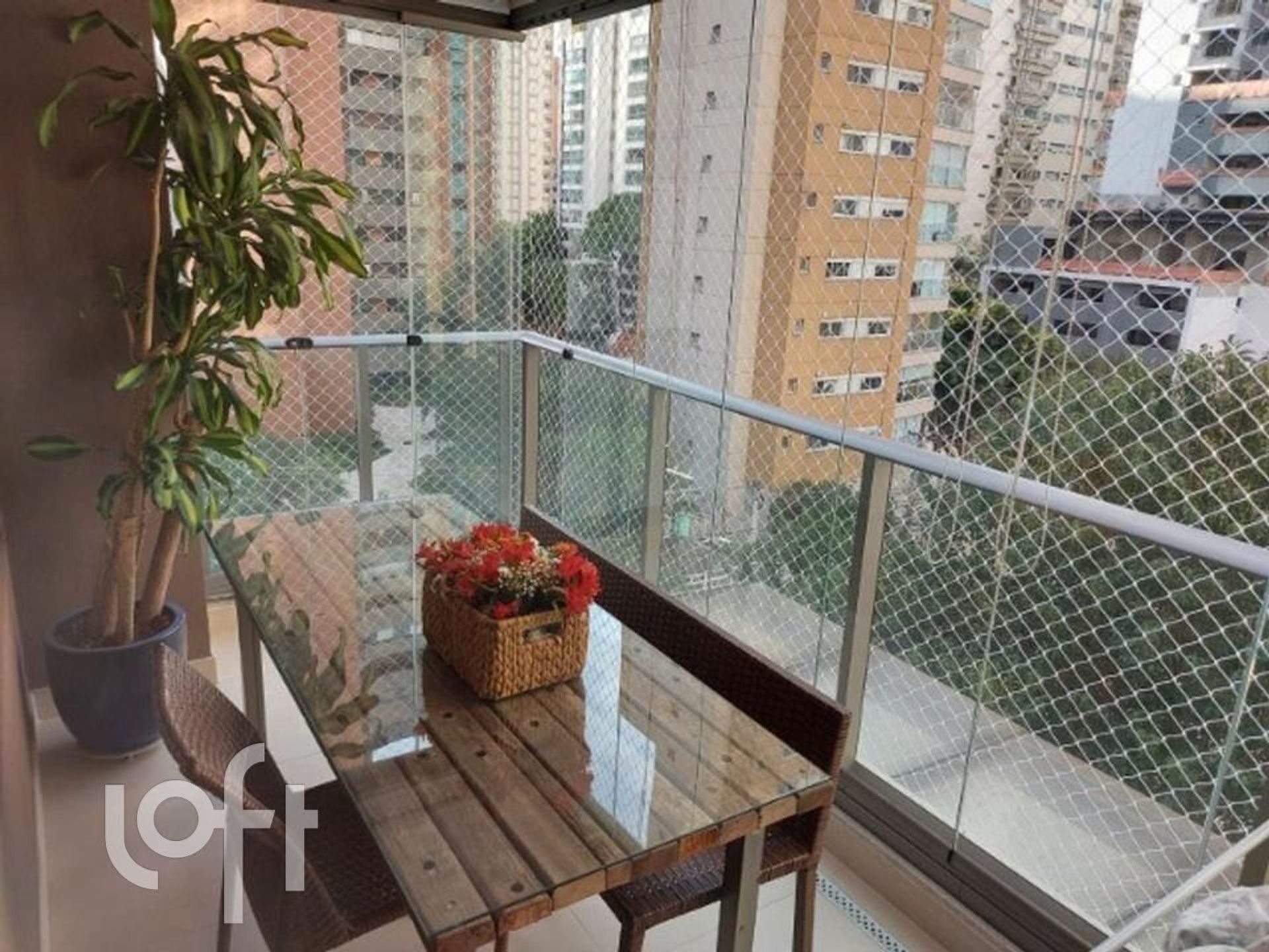 Apartamento à venda com 2 quartos, 71m² - Foto 2