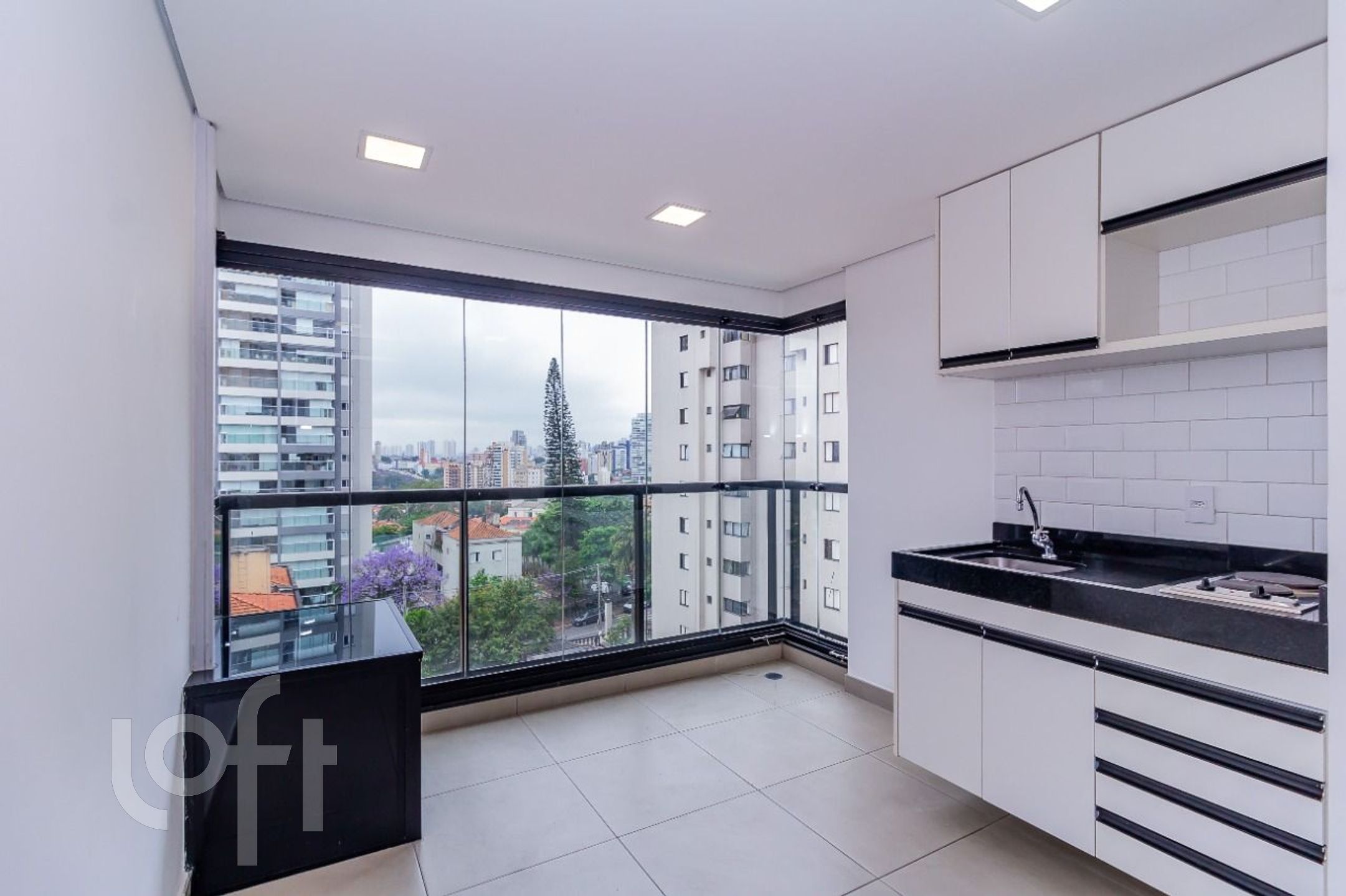 Apartamento à venda com 1 quarto, 33m² - Foto 6