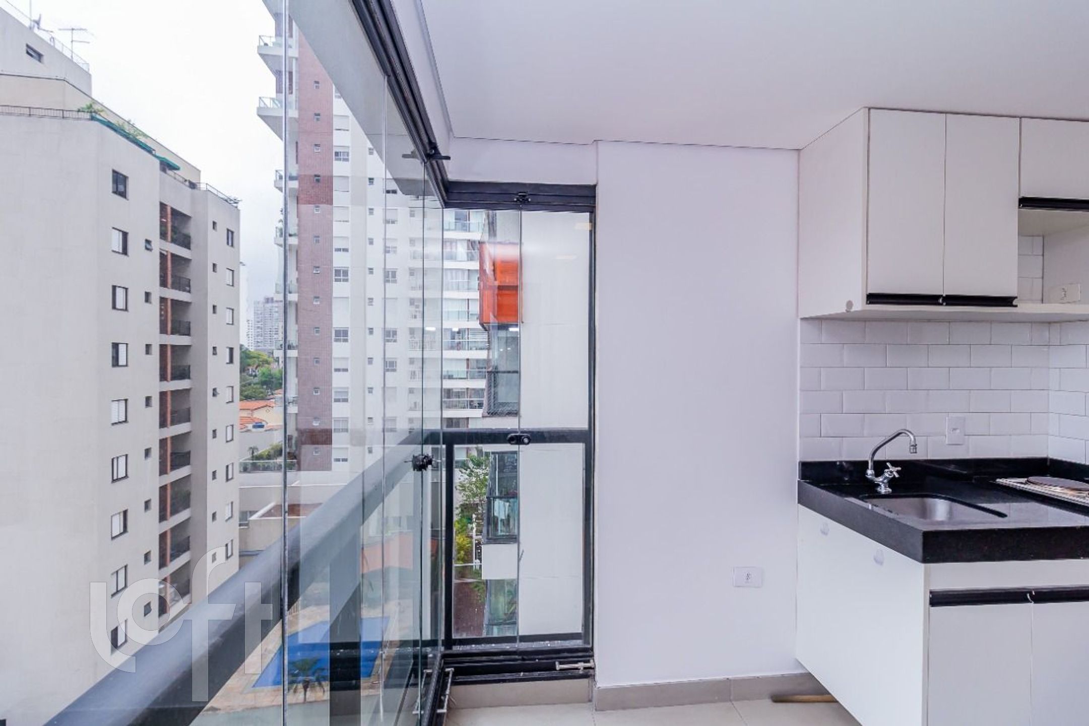 Apartamento à venda com 1 quarto, 33m² - Foto 8