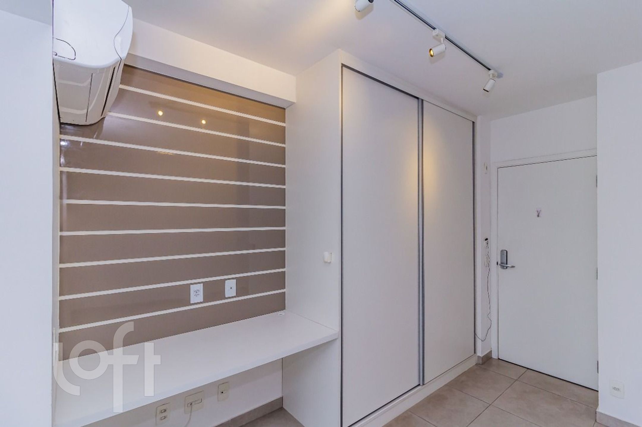 Apartamento à venda com 1 quarto, 33m² - Foto 15